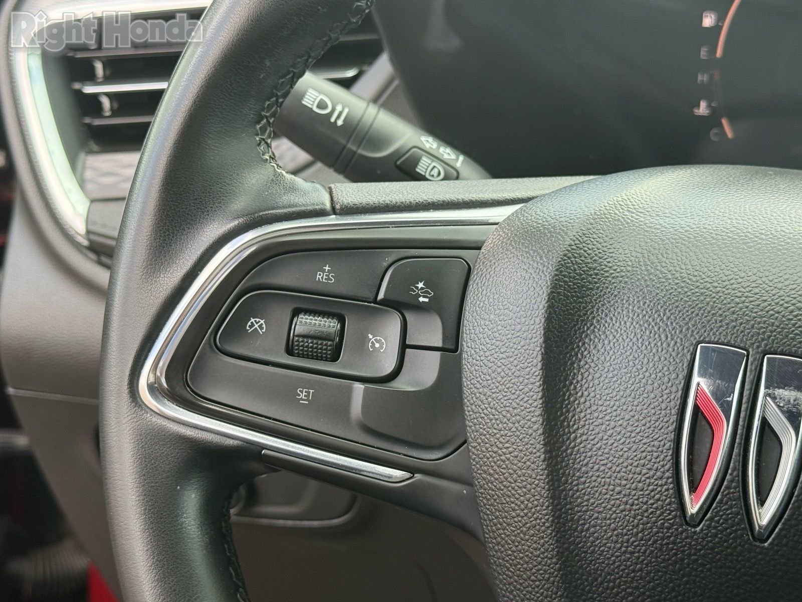 Used 2024 Buick Encore GX Sport Touring image 16