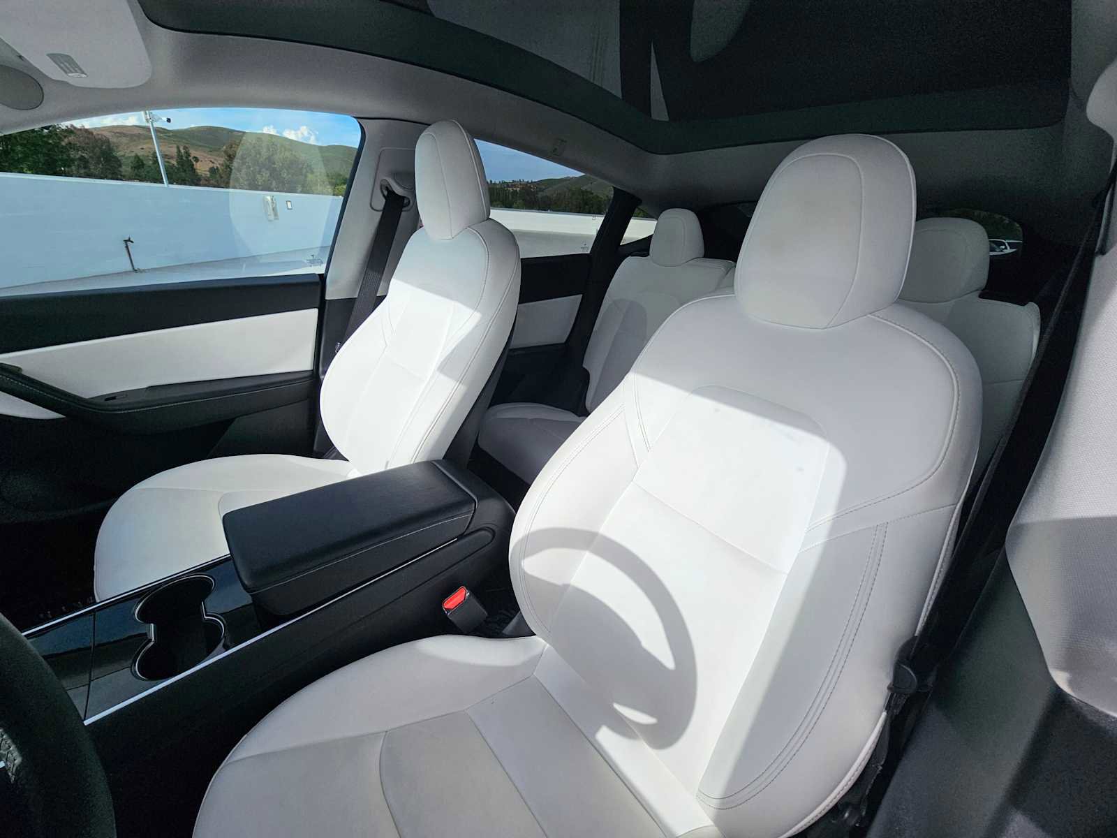 Used 2021 Tesla Model Y Long Range image 22