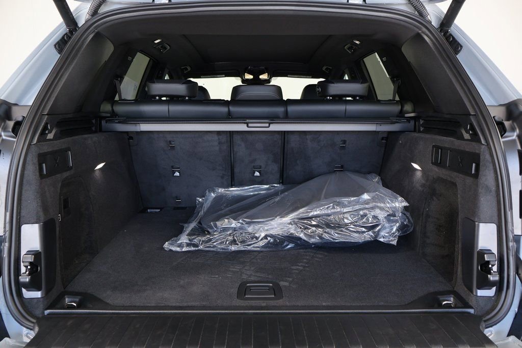 New 2026 BMW X5 sDrive40i w/ M Sport Package image 8