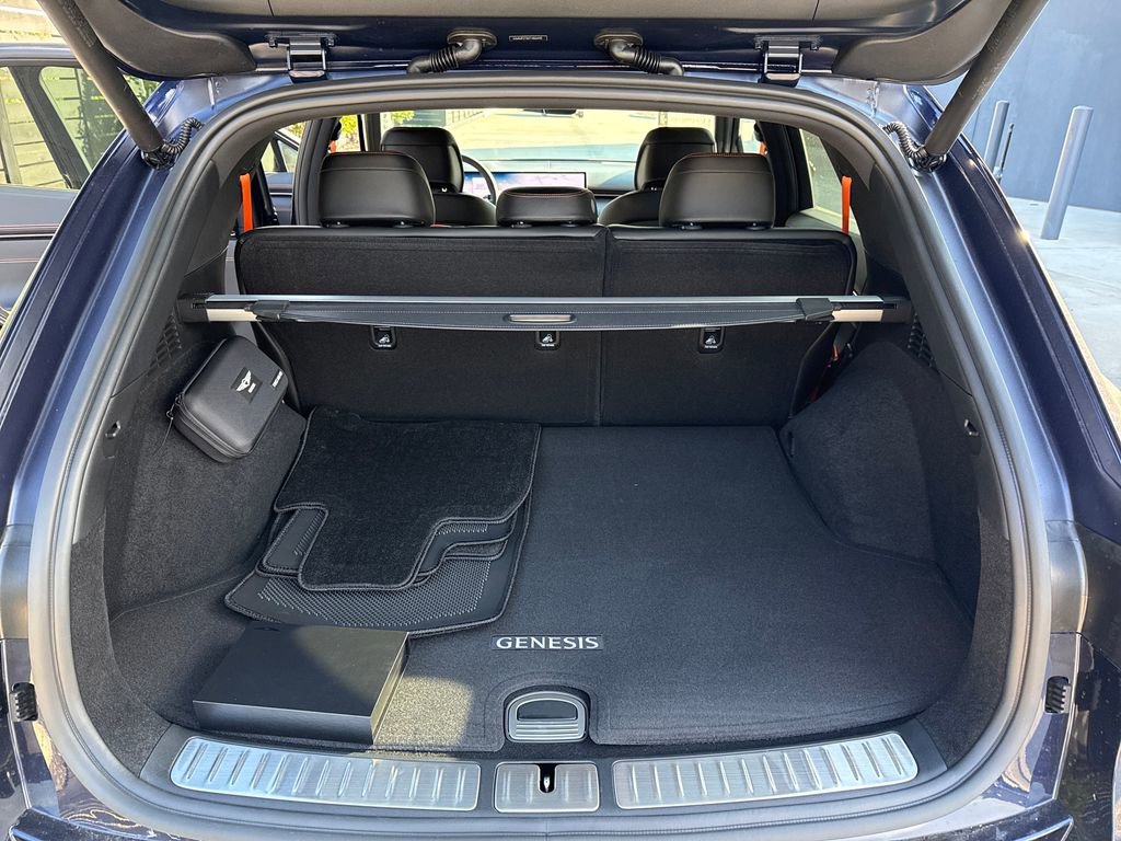 New 2026 Genesis GV70 2.5T Sport Prestige AWD/4WD image 13