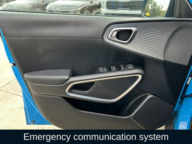 Used 2025 Kia Soul S image 13