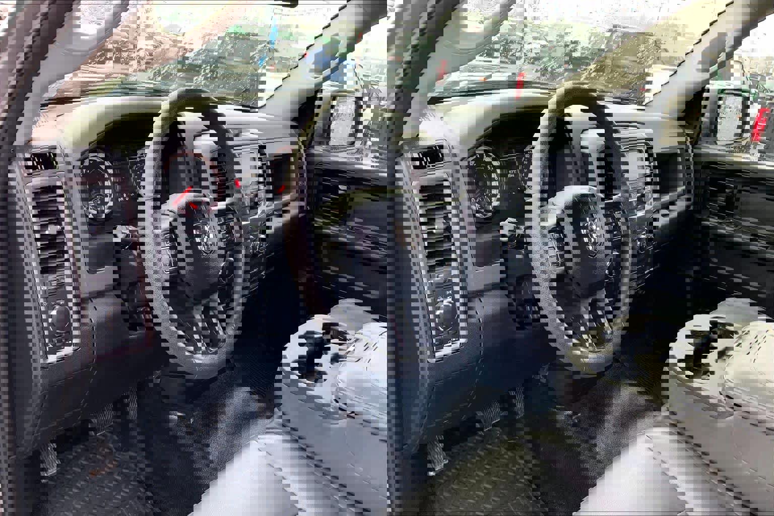 Used 2020 RAM 1500 Tradesman image 15