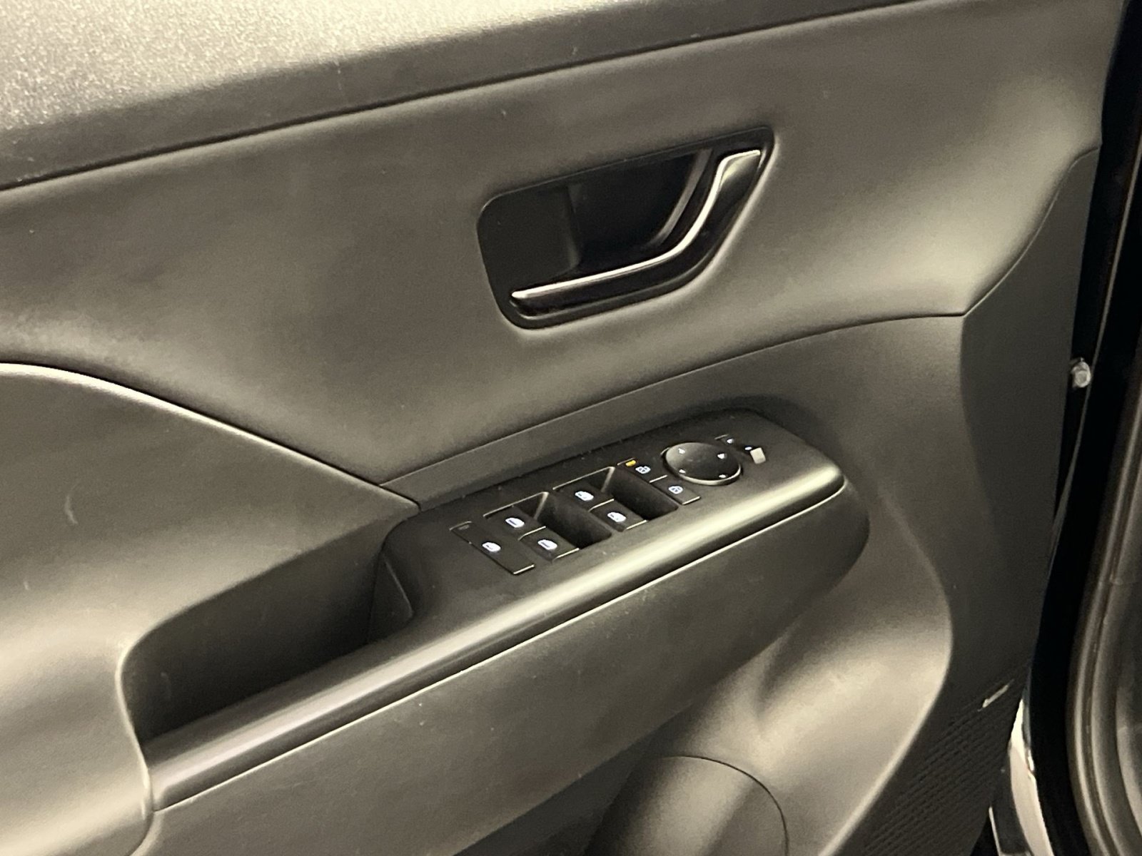 Used 2024 Hyundai Kona N Line FWD image 16