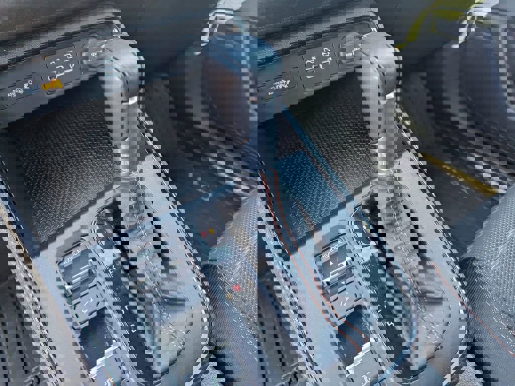 Used 2025 Honda CR-V Sport image 24