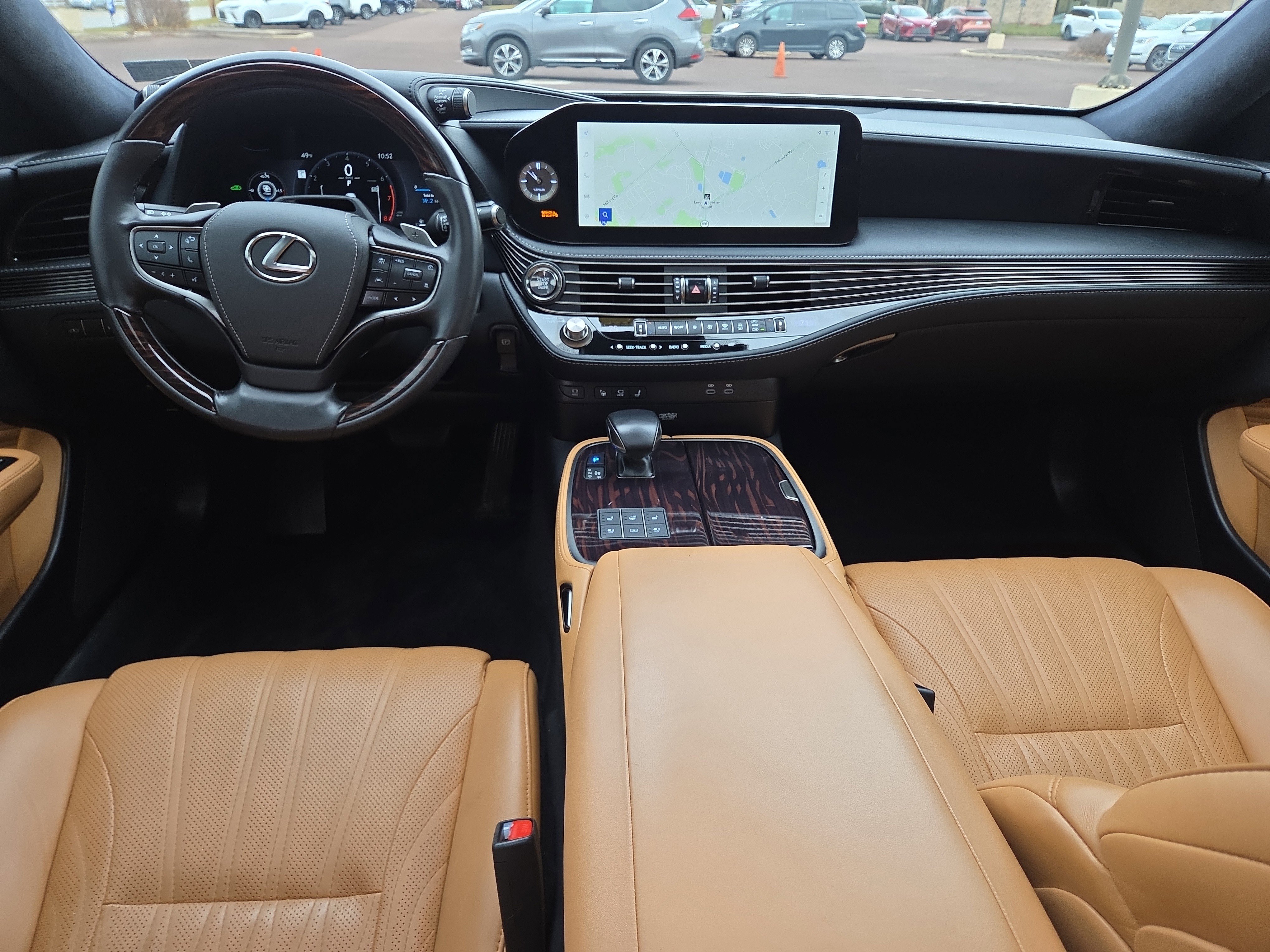 Used 2024 Lexus LS 500 AWD w/ Luxury Package image 23