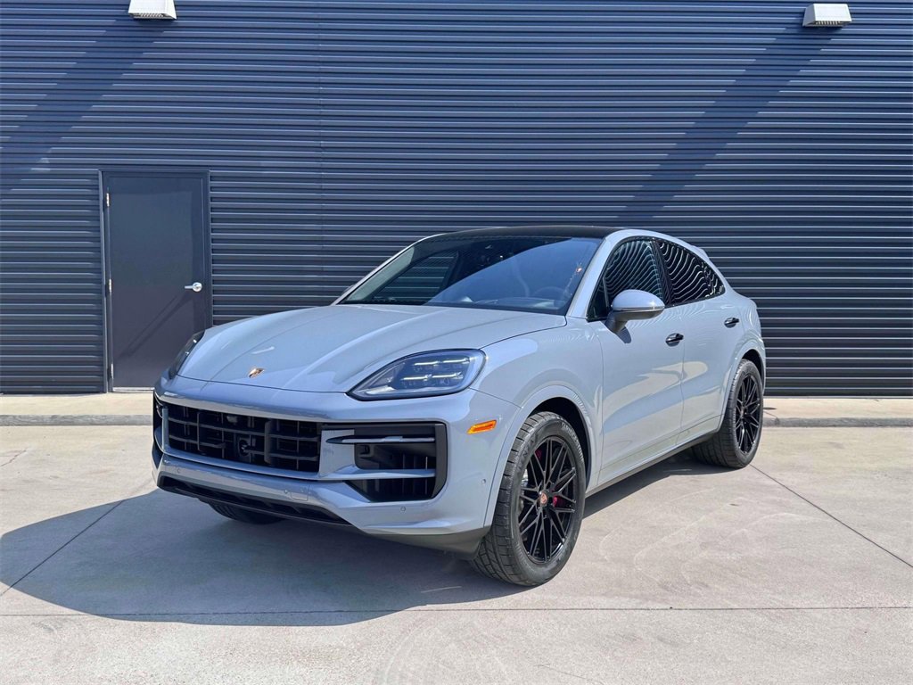 New 2025 Porsche Cayenne S