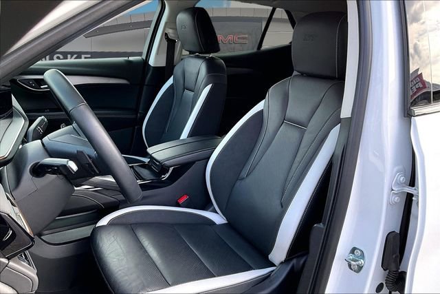 Certified 2025 Buick Envision Sport Touring image 25