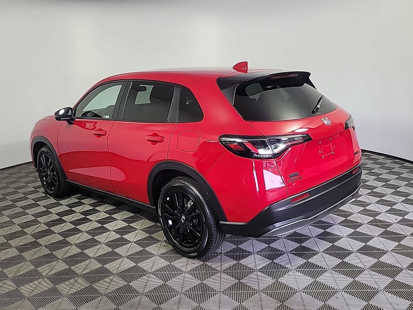Certified 2026 Honda HR-V Sport image 8