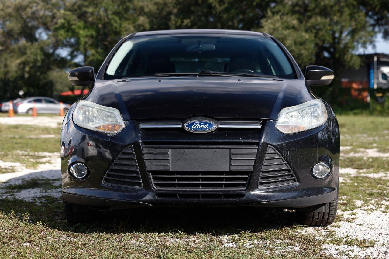 Used 2013 Ford Focus SE FWD image 17