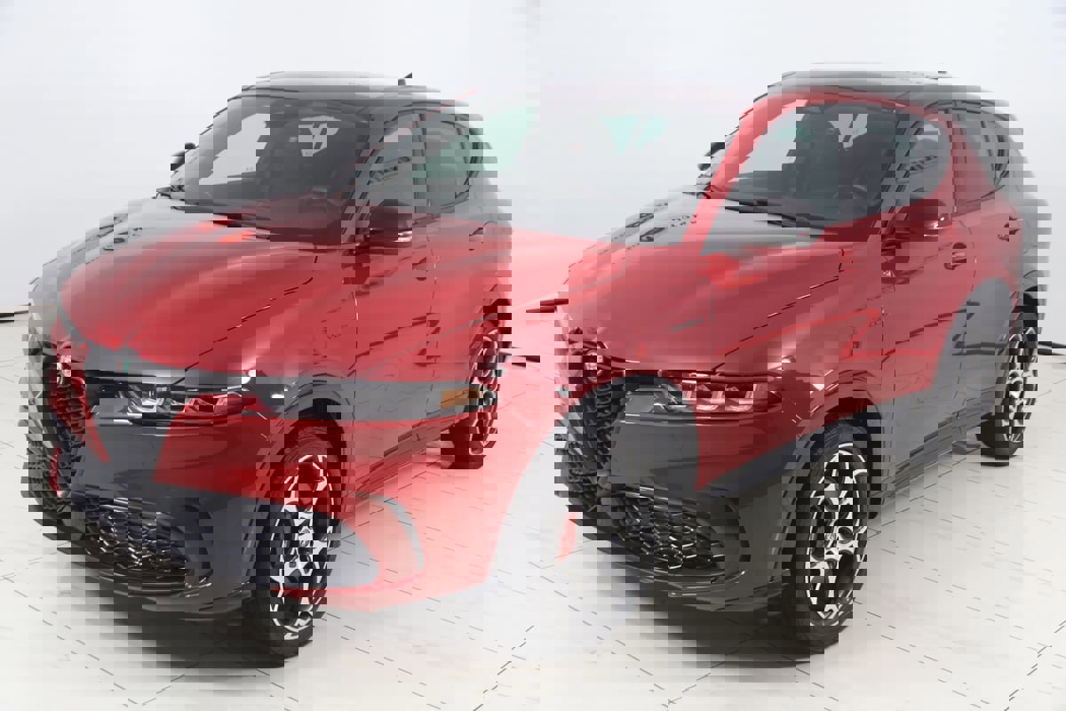 Used 2024 Alfa Romeo Tonale Veloce image 25