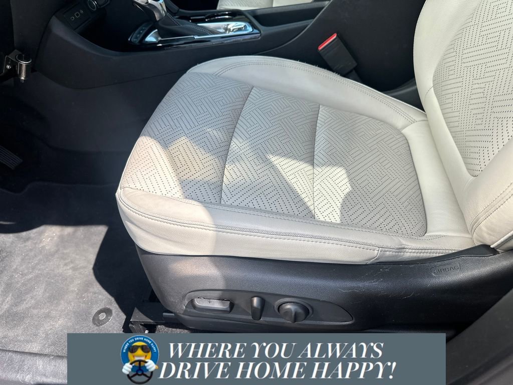 Used 2021 Buick Encore GX Essence w/ Experience Buick Package image 3