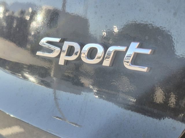 Used 2018 Hyundai Elantra Sport image 10