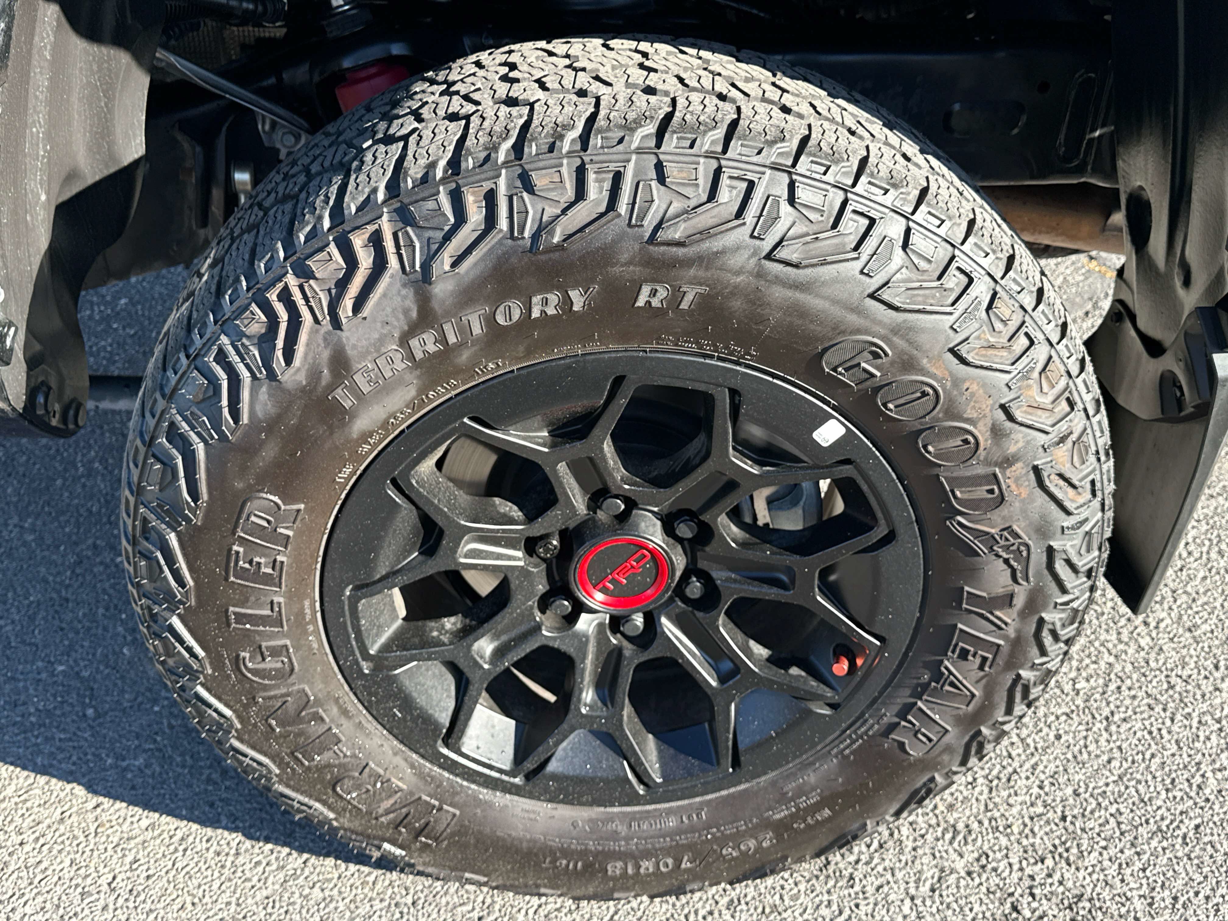 Used 2024 Toyota Tacoma TRD Pro AWD/4WD image 7