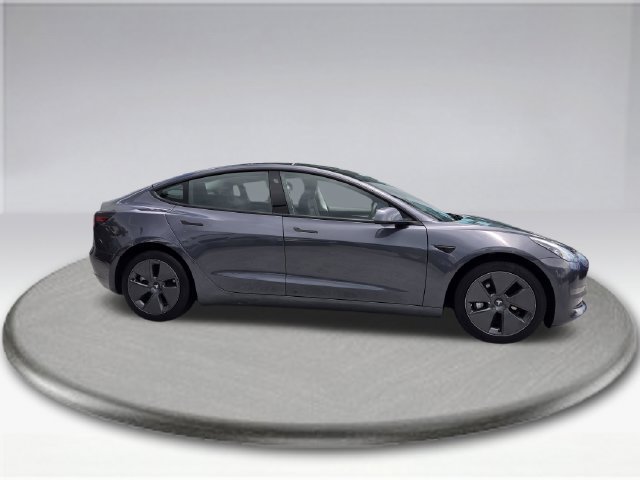 Used 2023 Tesla Model 3 Standard Range RWD image 10