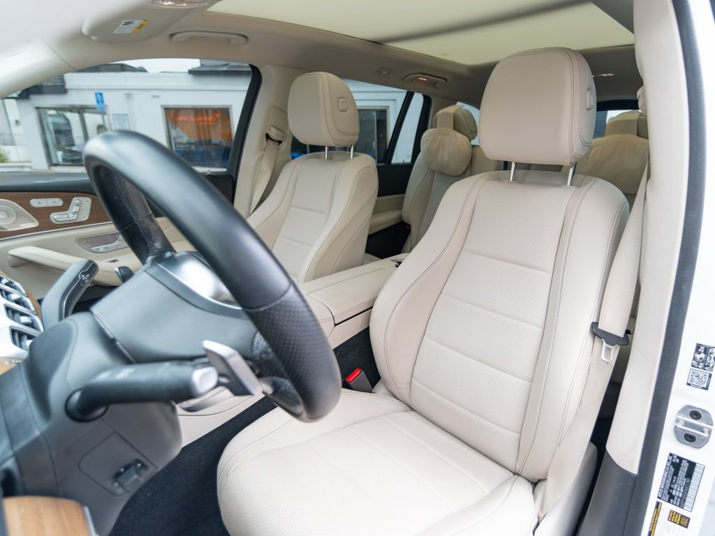 Used 2023 Mercedes-Benz GLS 450 4MATIC image 26