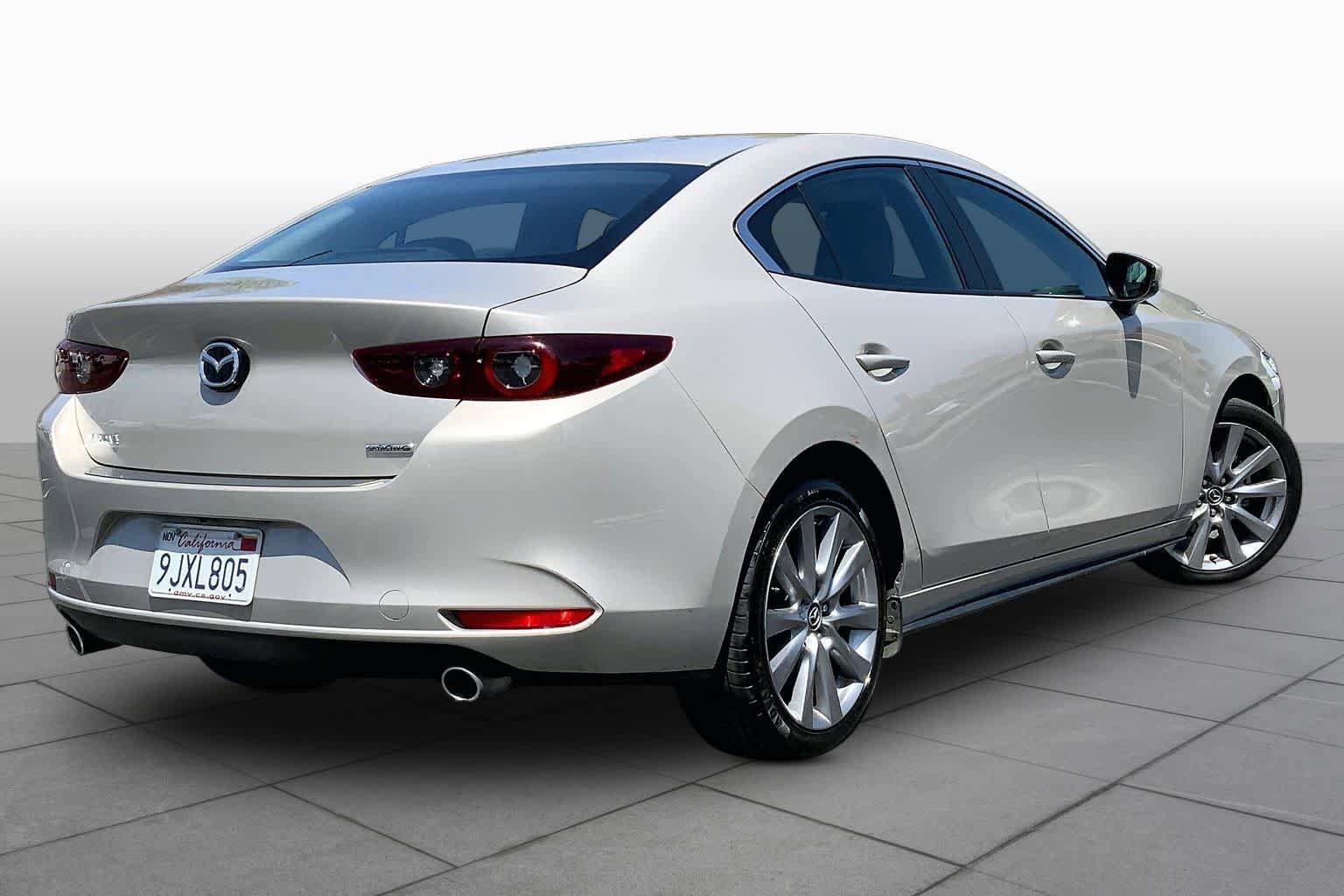 Used 2023 MAZDA MAZDA3 s FWD image 12