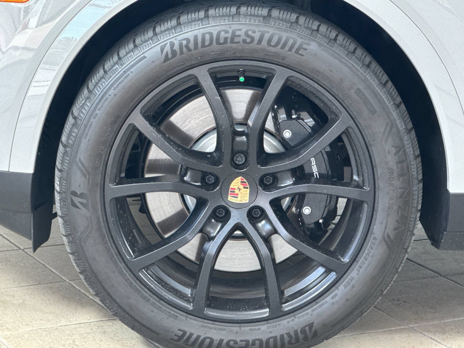 Used 2026 Porsche Cayenne S AWD/4WD image 27