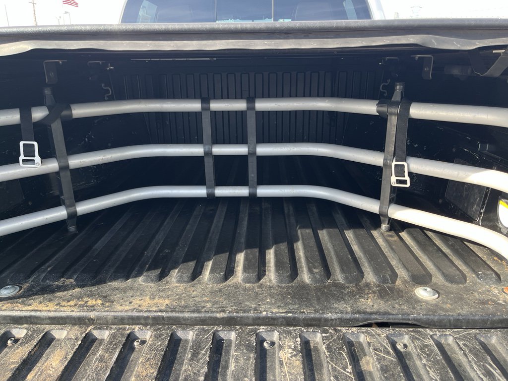 Used 2017 Toyota Tacoma Limited image 9