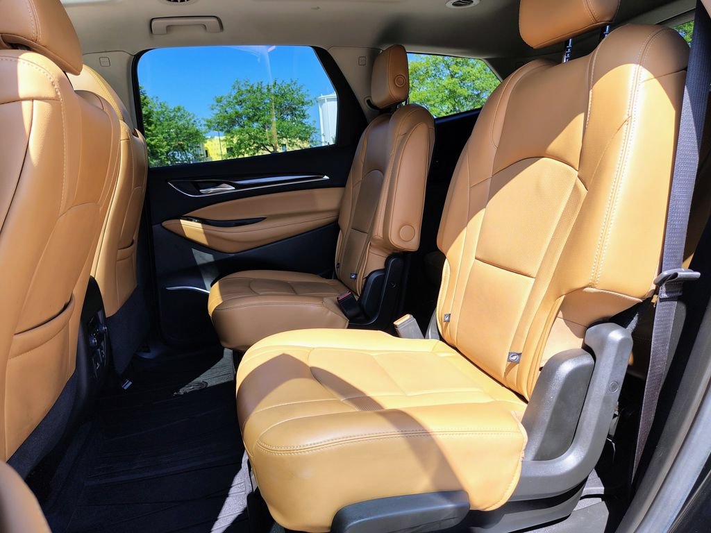 Certified 2018 Buick Enclave Essence AWD/4WD image 36