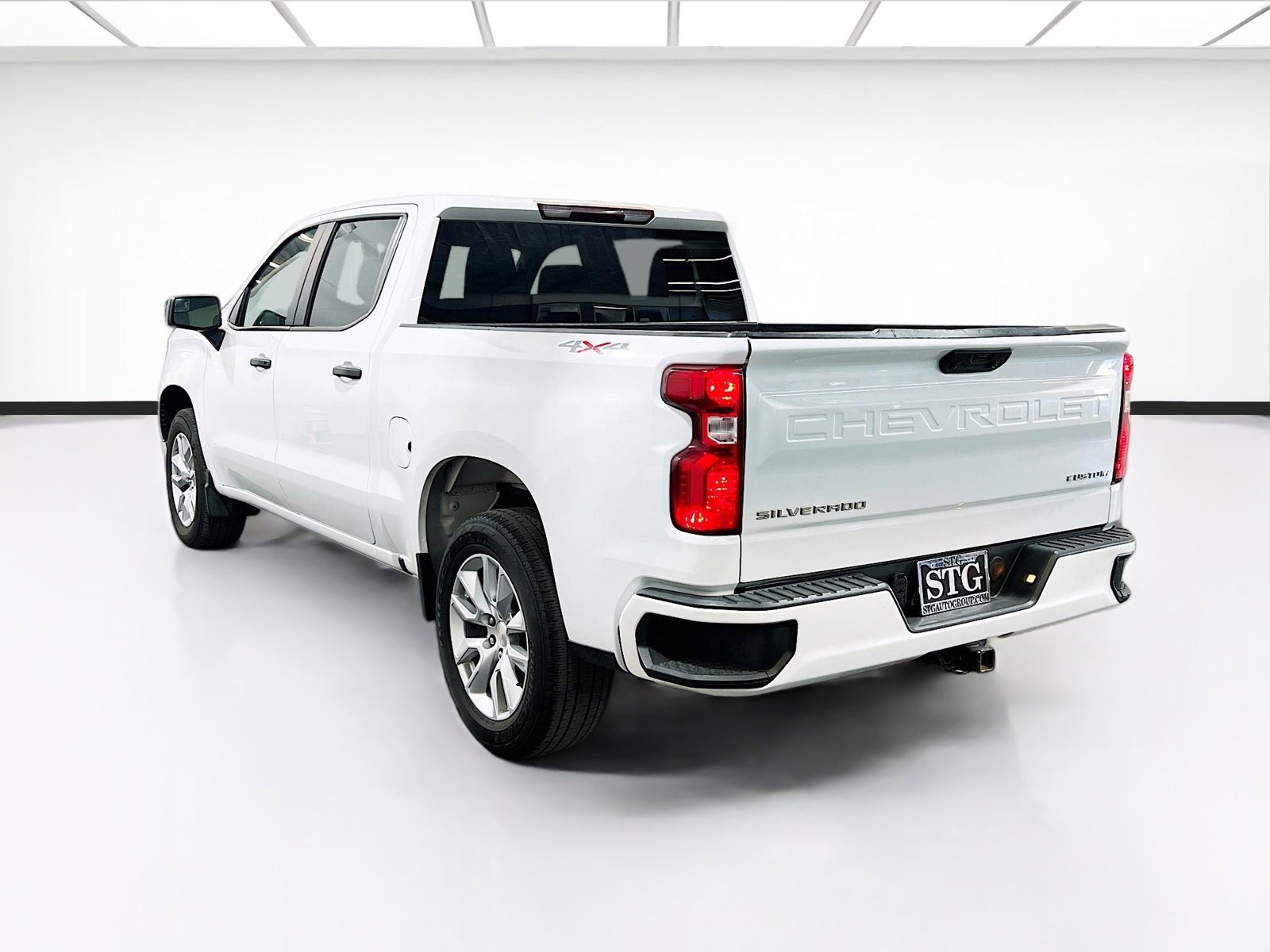 Used 2023 Chevrolet Silverado 1500 Custom image 6