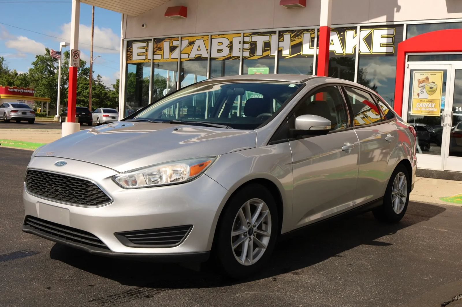 Used 2017 Ford Focus SE FWD image 3