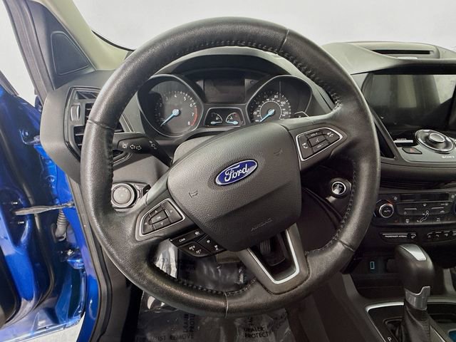 Used 2017 Ford Escape Titanium w/ Equipment Group 301A AWD/4WD image 11