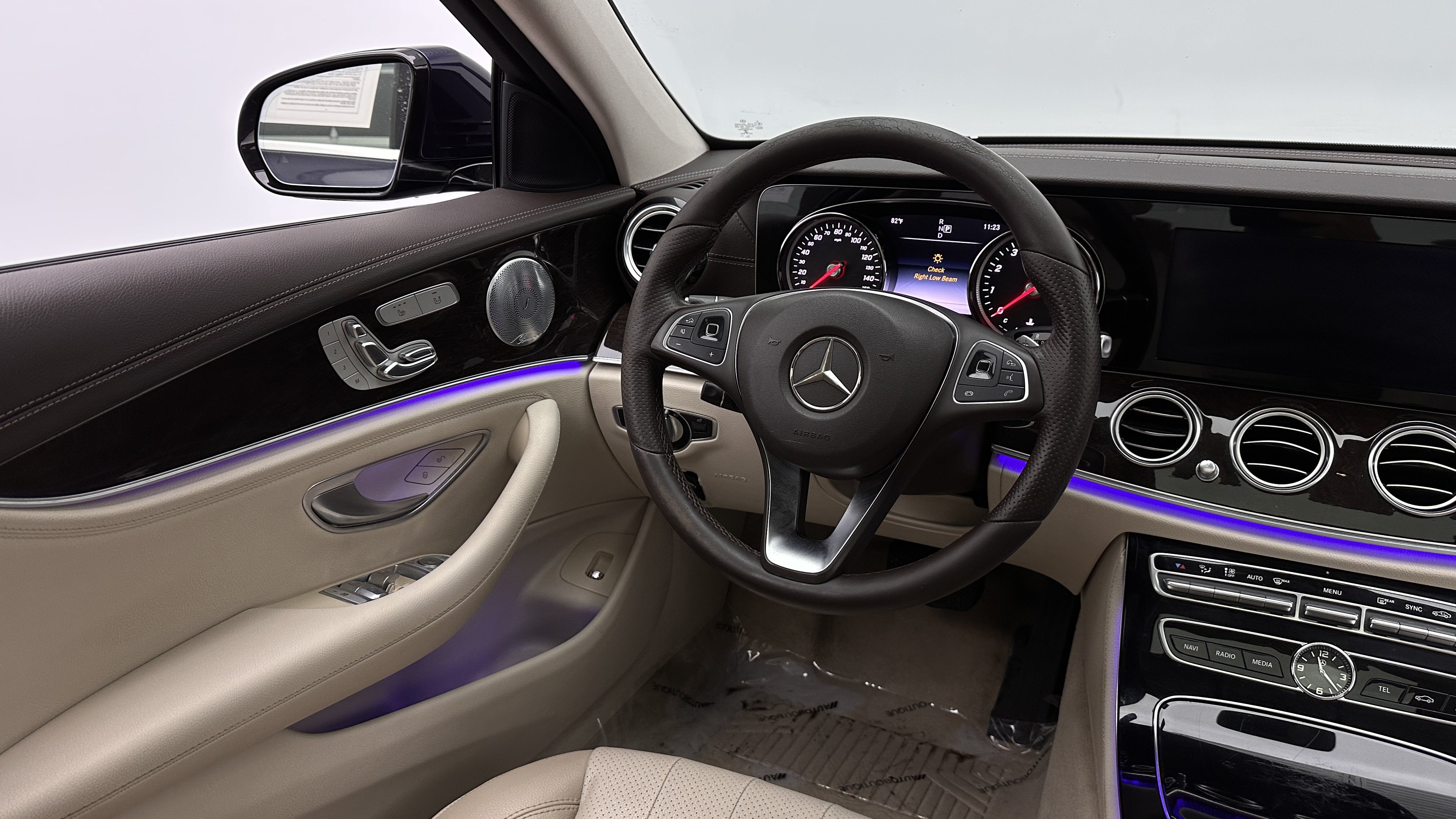 Used 2017 Mercedes-Benz E 300 image 24