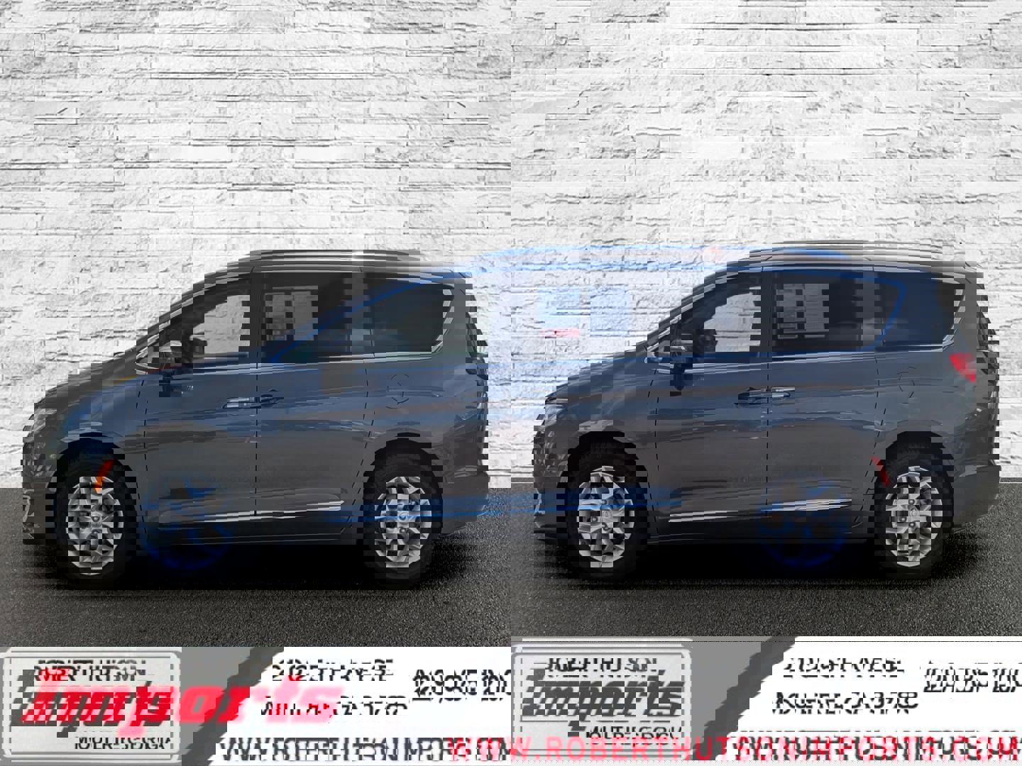 Used 2018 Chrysler Pacifica Touring-L Plus w/ Tire & Wheel Group