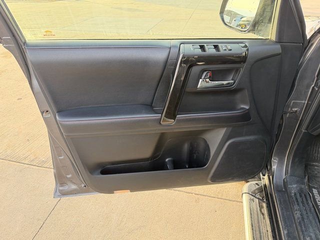 Used 2019 Toyota 4Runner TRD Off-Road Premium image 12