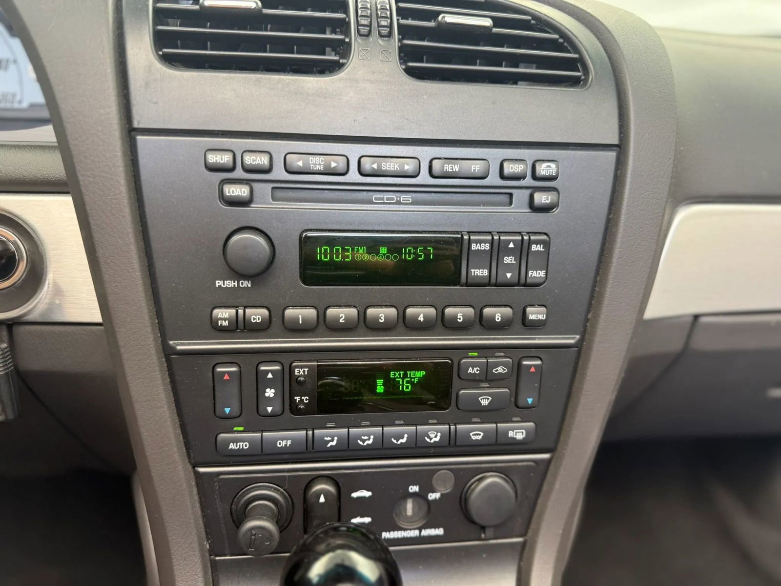 Used 2002 Ford Thunderbird RWD image 21