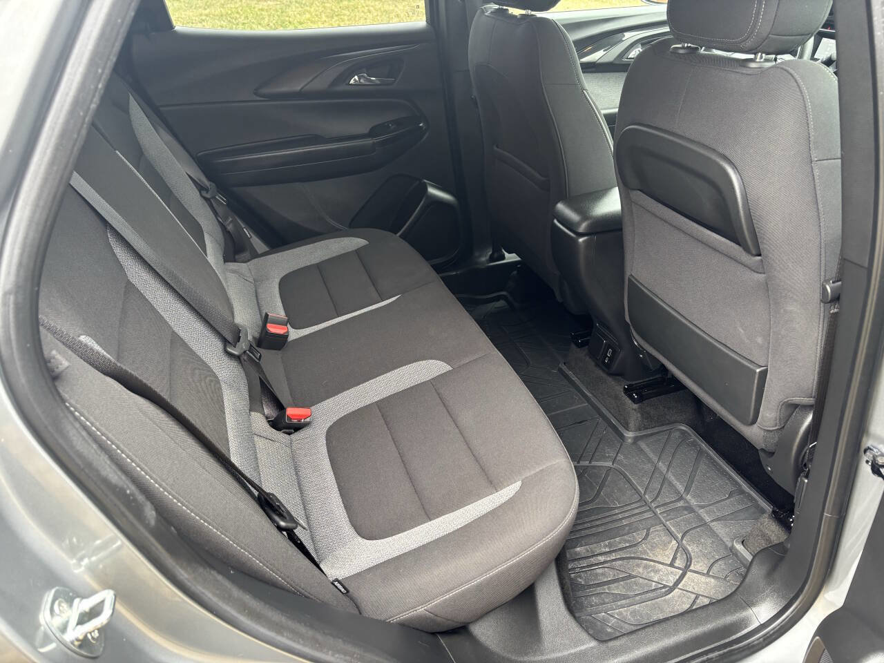 Used 2023 Chevrolet TrailBlazer LT w/ Convenience Package image 10