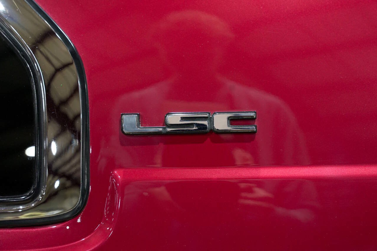 Used 1990 Lincoln Mark VII LSC RWD image 24