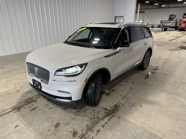 Used 2023 Lincoln Aviator Reserve image 42