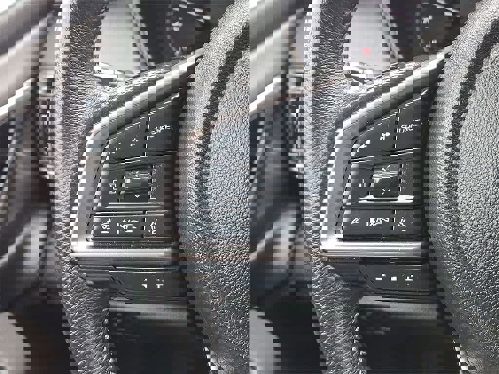 Used 2023 Subaru Outback Onyx Edition image 17