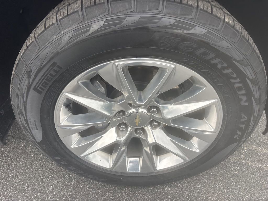 Certified 2020 Chevrolet Silverado 1500 LTZ w/ LTZ Premium Package AWD/4WD image 16