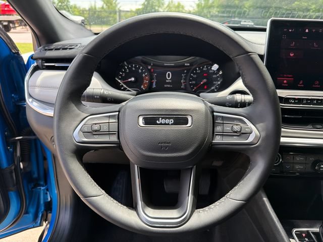 Used 2024 Jeep Compass Limited AWD/4WD image 17