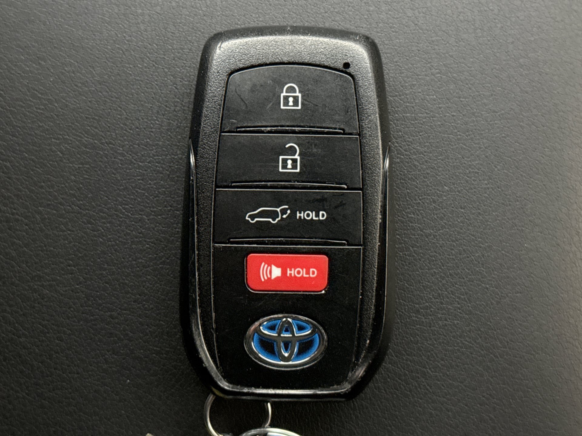 Used 2021 Toyota Venza LE AWD/4WD image 10