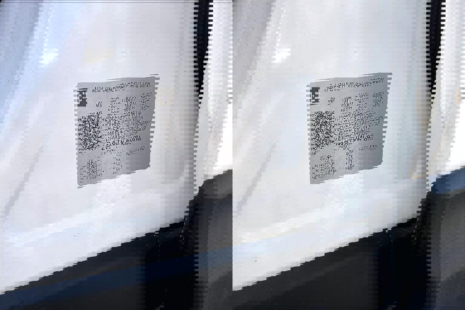 Used 2021 Chevrolet Equinox LT w/ LPO, Cargo Package image 34