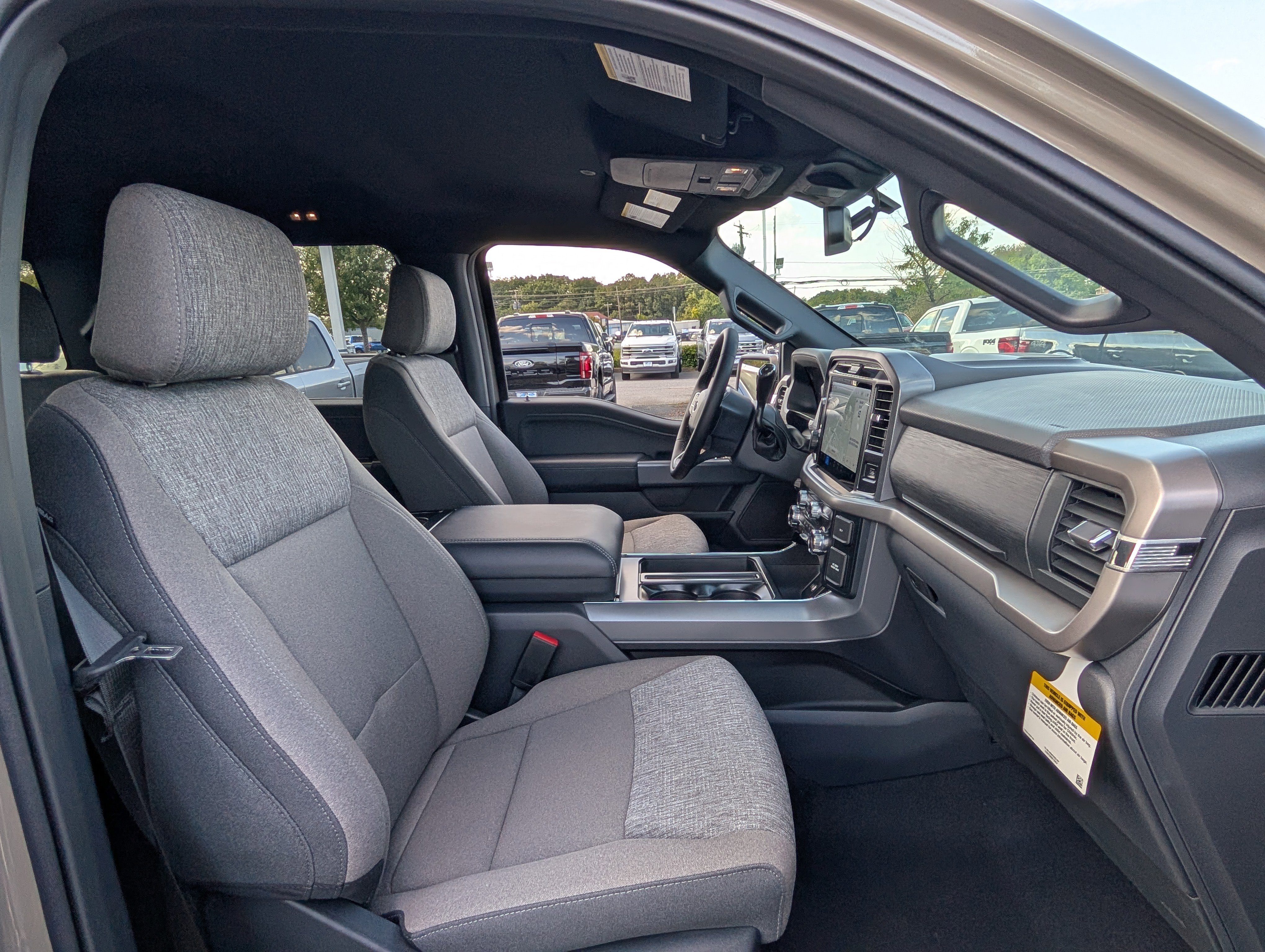 New 2025 Ford F150 XLT w/ Equipment Group 302A MID image 6