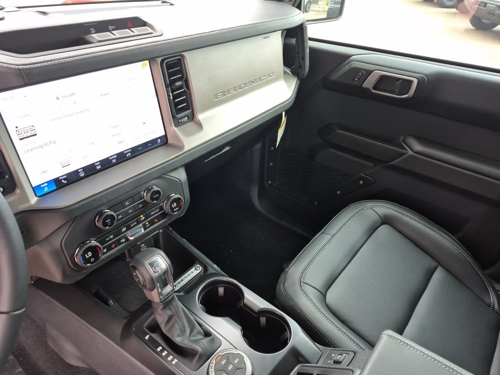 New 2026 Ford Bronco Outer Banks AWD/4WD image 14