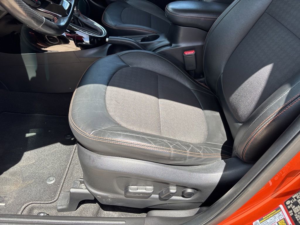 Used 2018 Kia Soul ! w/ Tech Package FWD image 12