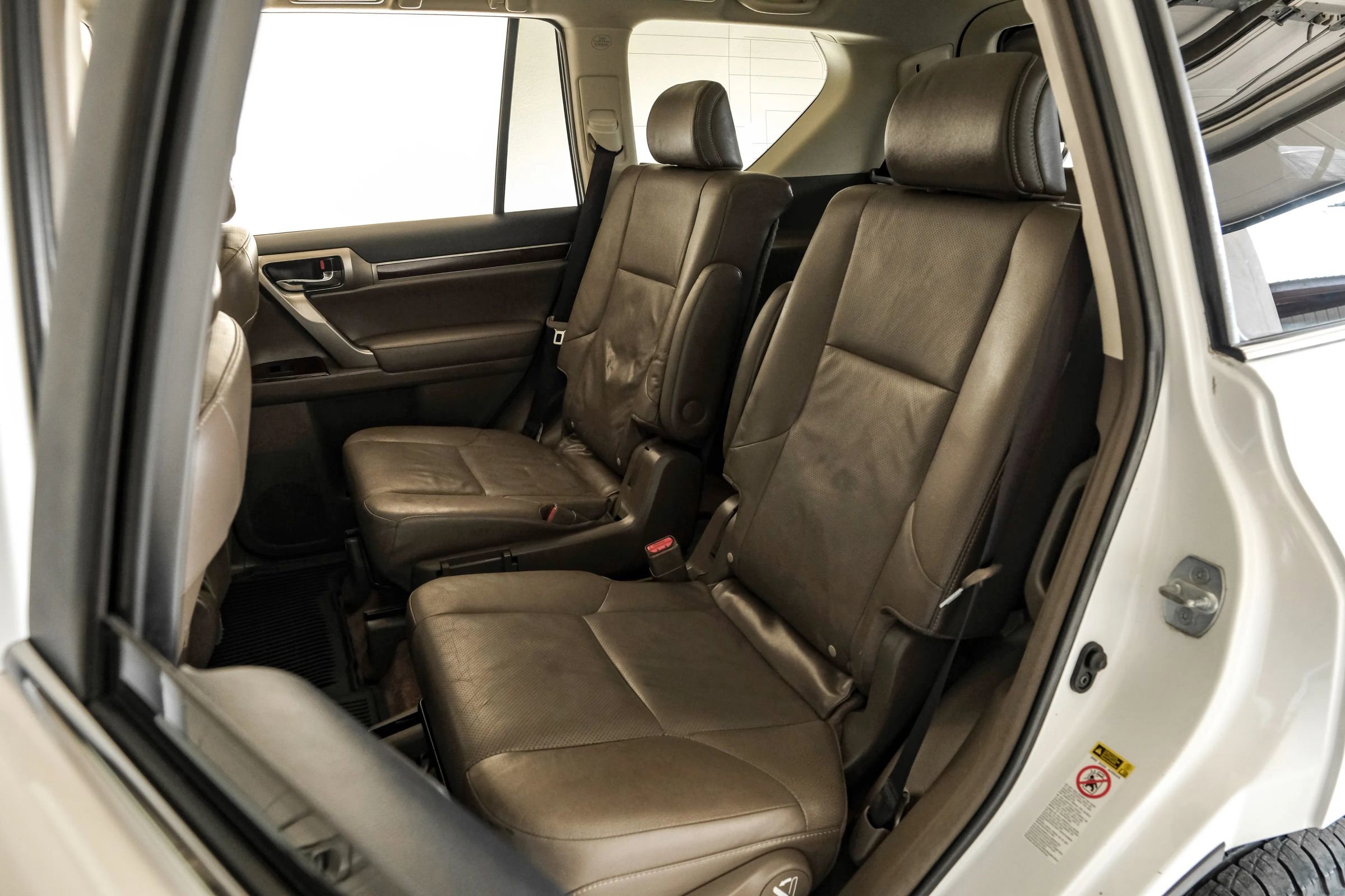 Used 2017 Lexus GX 460 image 44