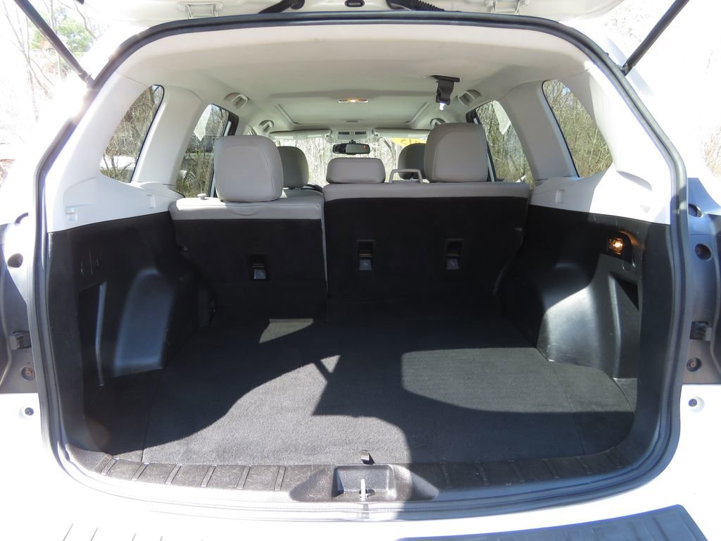 Used 2015 Subaru Forester 2.5i Premium w/ All-Weather Package AWD/4WD image 17