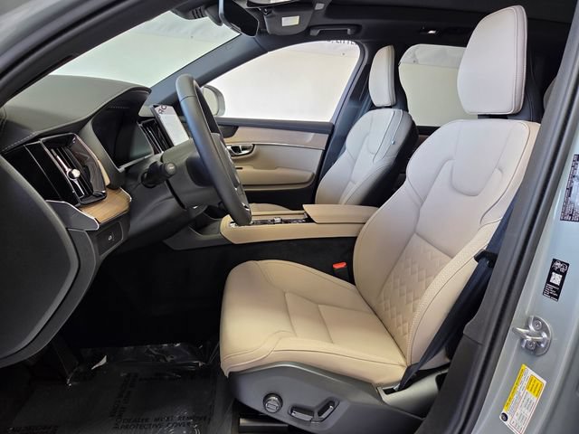 New 2026 Volvo XC90 B6 Plus w/ Protection Package Premier AWD/4WD image 37