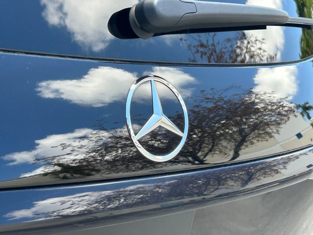 Used 2023 Mercedes-Benz GLC 300 4MATIC w/ Exclusive Trim Package image 20