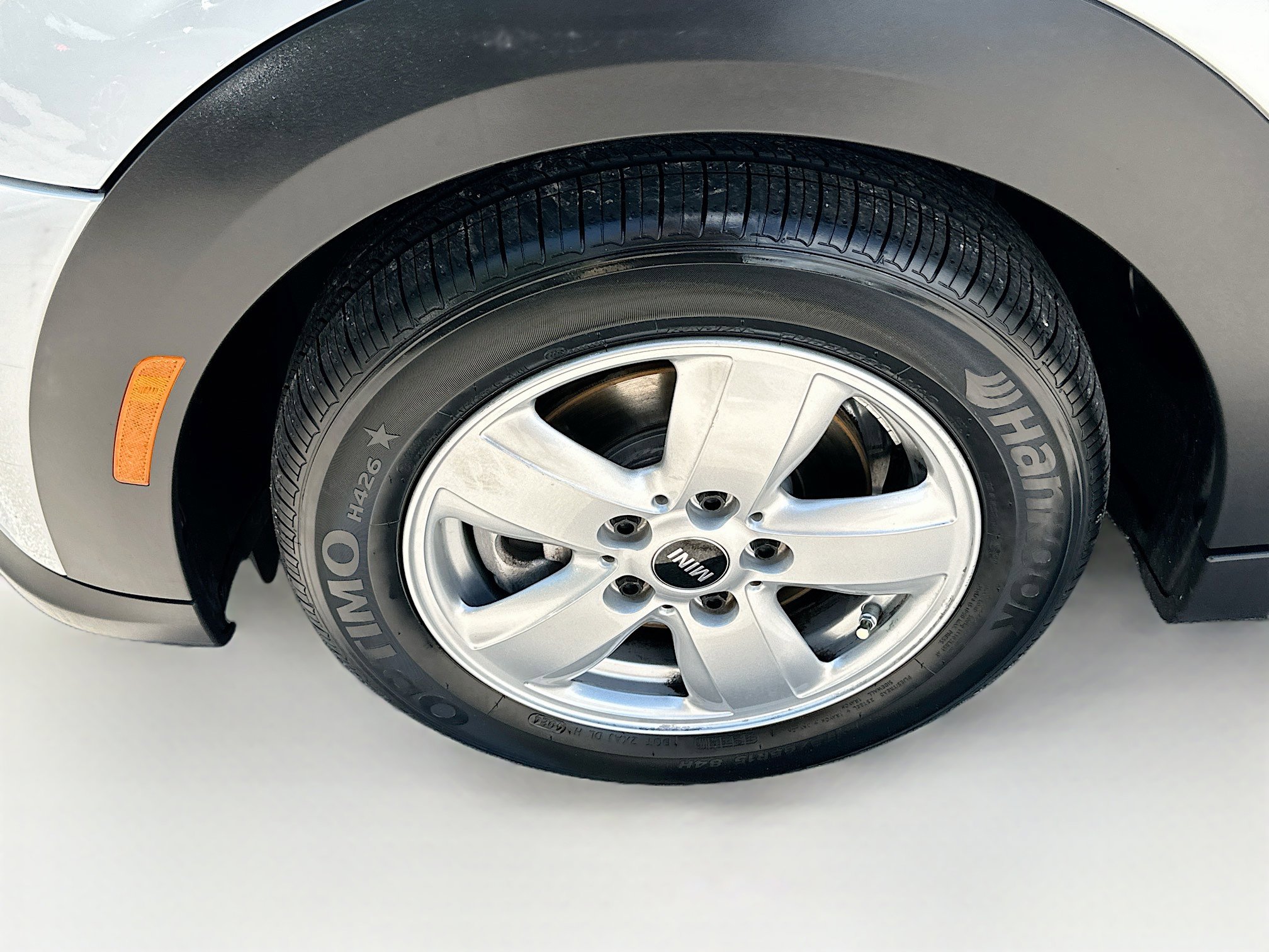 Used 2024 MINI Cooper 4-Door Hardtop image 30