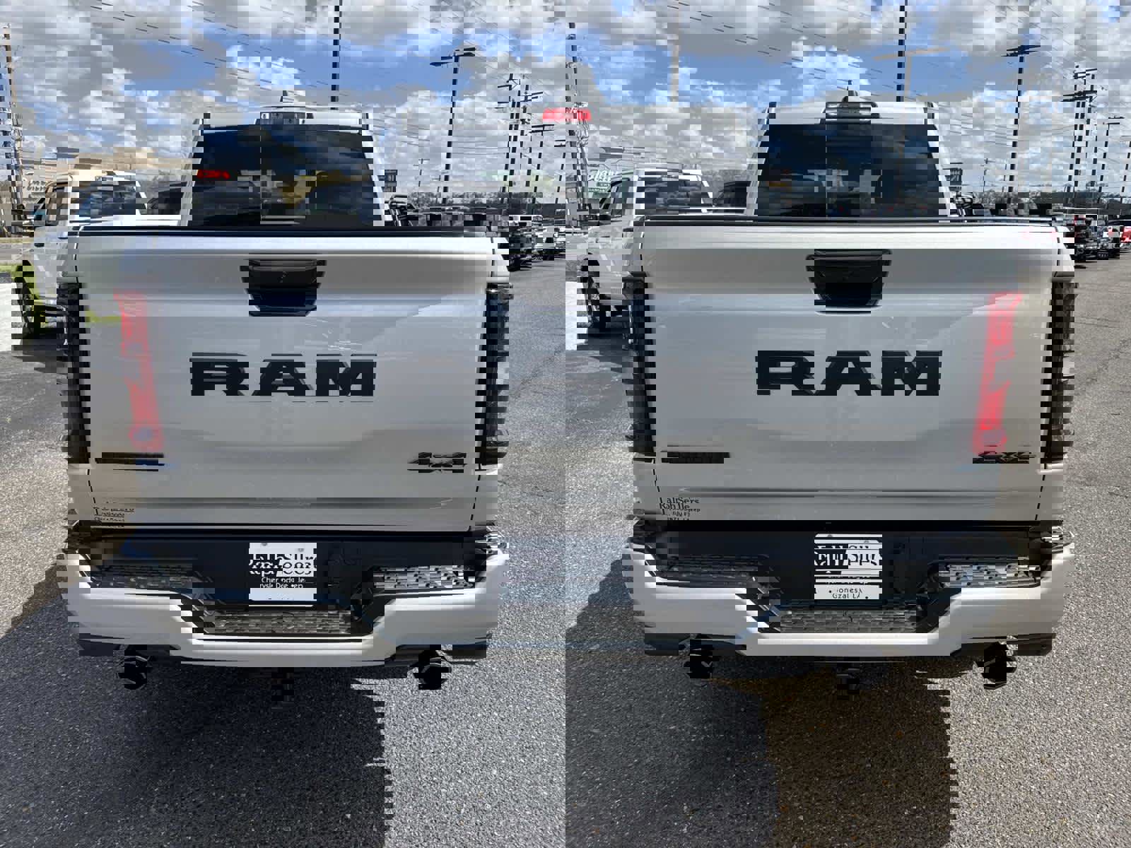 New 2026 RAM 1500 Big Horn w/ Night Edition image 5