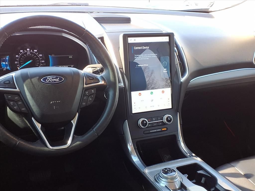 Used 2022 Ford Edge Titanium AWD/4WD image 7