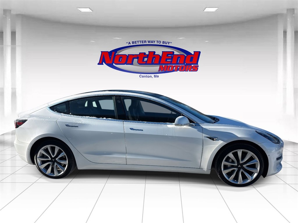 Used 2019 Tesla Model 3 Performance image 2
