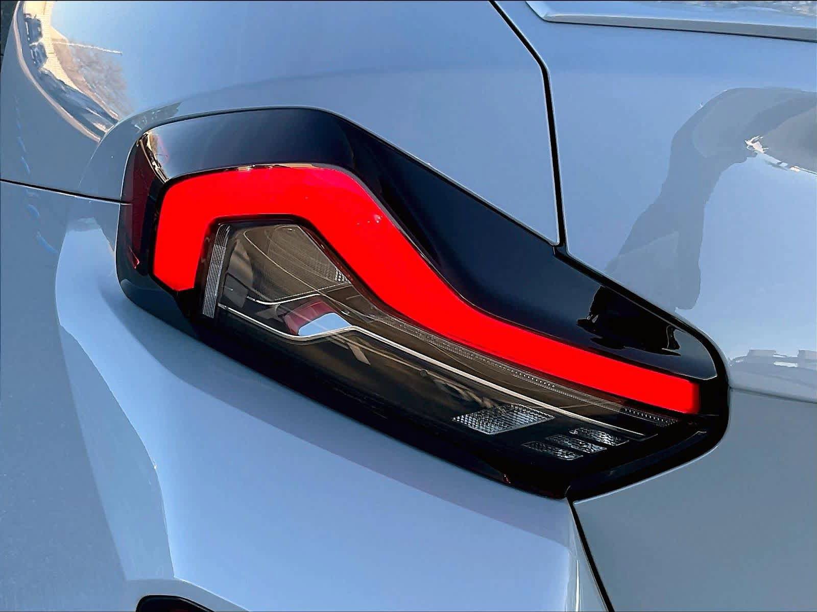 Used 2023 BMW M2 w/ Lighting Package image 30